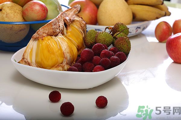 吃楊梅過敏怎么辦？楊梅過敏癥狀有哪些？
