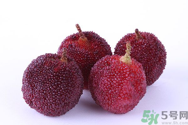 吃楊梅過敏怎么辦？楊梅過敏癥狀有哪些？