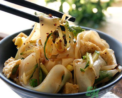 流產(chǎn)了能吃涼皮嗎？流產(chǎn)后吃涼皮會(huì)怎么樣？