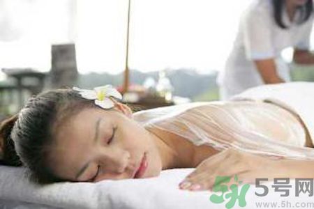 夏季濕氣重怎么辦？夏季祛濕的方法