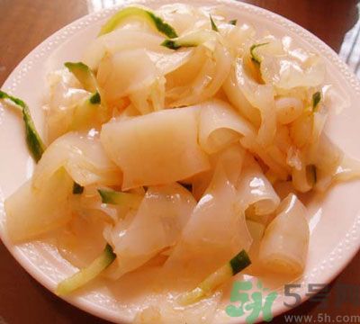 吃中藥可以吃涼皮嗎？喝中藥吃涼皮會減小藥性嗎？
