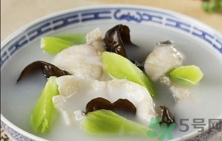 魚(yú)能和萵苣一起煮嗎？魚(yú)可以和萵苣一起吃嗎？