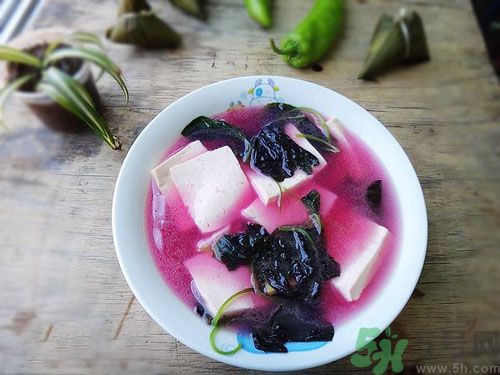 莧菜可以和豆腐一起吃嗎？莧菜能和豆腐一起吃嗎？