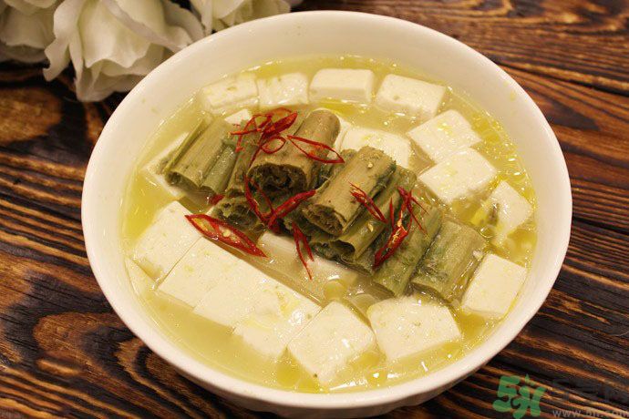 莧菜可以和豆腐一起吃嗎？莧菜能和豆腐一起吃嗎？