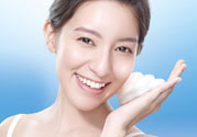 優(yōu)美成分零負(fù)擔(dān)清透水感凝霜適合什么年齡？優(yōu)美成分零負(fù)擔(dān)清透水感
