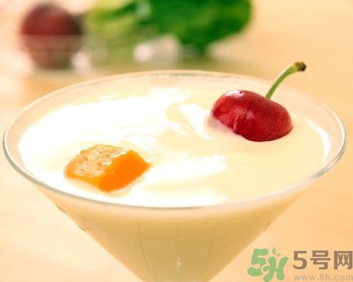 哈密瓜可以和酸奶一起吃嗎？哈密瓜能和酸奶同食嗎？