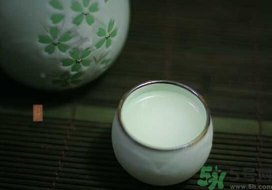 菖蒲酒怎么泡？怎樣自制菖蒲酒？
