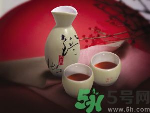 男性喝菖蒲酒有什么好處？男性喝菖蒲酒可以壯陽嗎？
