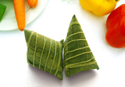 為什么煮粽子葉子會(huì)變黃？為什么煮粽子葉子會(huì)變色？