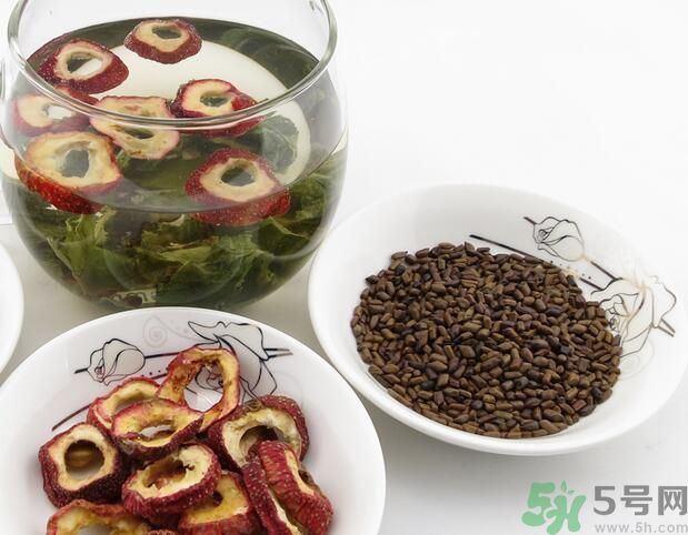 山楂決明子一起泡茶喝好嗎？山楂決明子一起泡茶有什么好處？