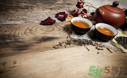 決明子泡水喝可以降火嗎？喝決明子茶可以清火嗎？
