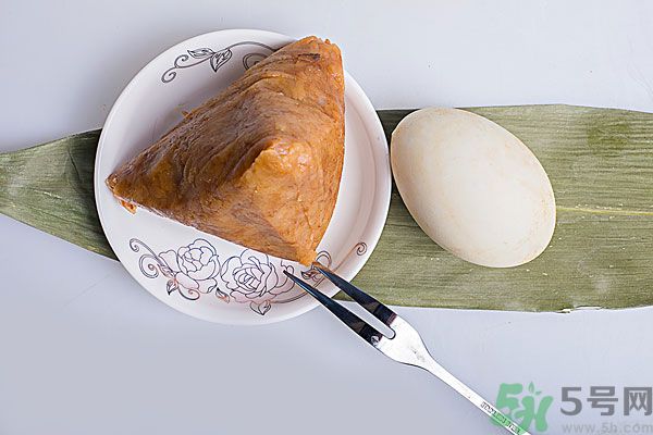 吃粽子不消化怎么辦？吃粽子肚子脹痛屁響個不停？