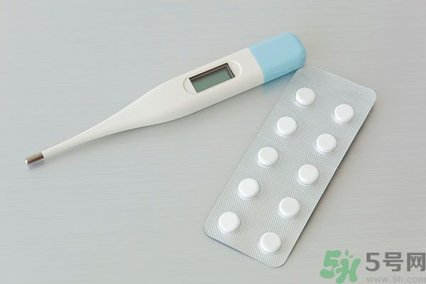 吃完感冒藥能喝酒嗎？吃完感冒藥多久可以喝酒？