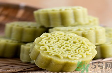 枇杷跟綠豆糕可以一起吃嗎？枇杷和綠豆糕一起吃好嗎？