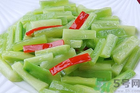 萵筍可以和胡蘿卜一起吃嗎？萵筍和胡蘿卜一起吃好嗎？