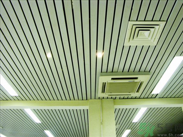 吹空調(diào)鼻子干燥怎么辦？吹空調(diào)鼻子里面很干燥怎么回事？