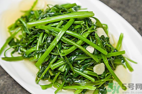 空心菜是菠菜嗎？空心菜是不是菠菜？