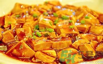 豆瓣醬的做法？豆瓣醬和黃豆醬的區(qū)別？