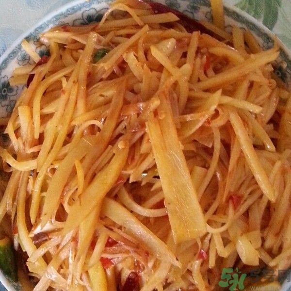 豆瓣醬的做法？豆瓣醬和黃豆醬的區(qū)別？