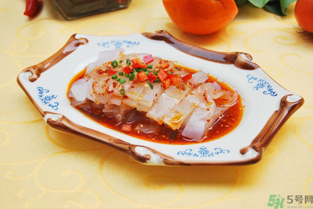豆瓣醬的做法？豆瓣醬和黃豆醬的區(qū)別？