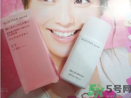 蘇菲娜sofina防曬霜哪款好用？sofina防曬白蕾絲藍蕾絲區(qū)別