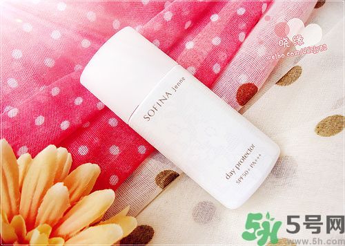 蘇菲娜sofina防曬霜哪款好用？sofina防曬白蕾絲藍(lán)蕾絲區(qū)別