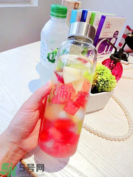 寵愛(ài)之名寵愛(ài)女孩面膜怎么樣？寵愛(ài)女孩礦物云絲面膜好用嗎？