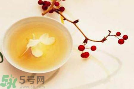 月經(jīng)期間可以喝茉莉花茶嗎？月經(jīng)期間喝茉莉花茶好不好？