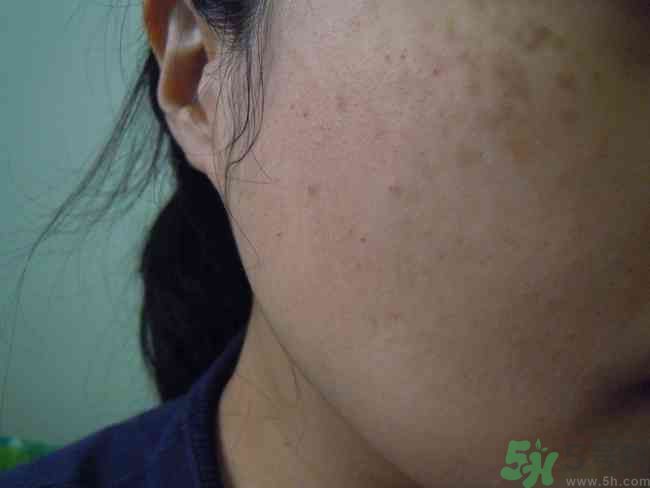 sk2棒棒糖粉凝霜好用嗎？skii粉凝霜使用方法