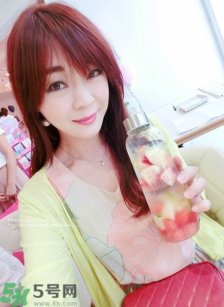 寵愛(ài)之名寵愛(ài)女孩面膜怎么樣？寵愛(ài)女孩礦物云絲面膜好用嗎？