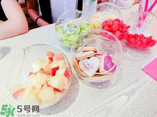 寵愛(ài)之名寵愛(ài)女孩面膜怎么樣？寵愛(ài)女孩礦物云絲面膜好用嗎？