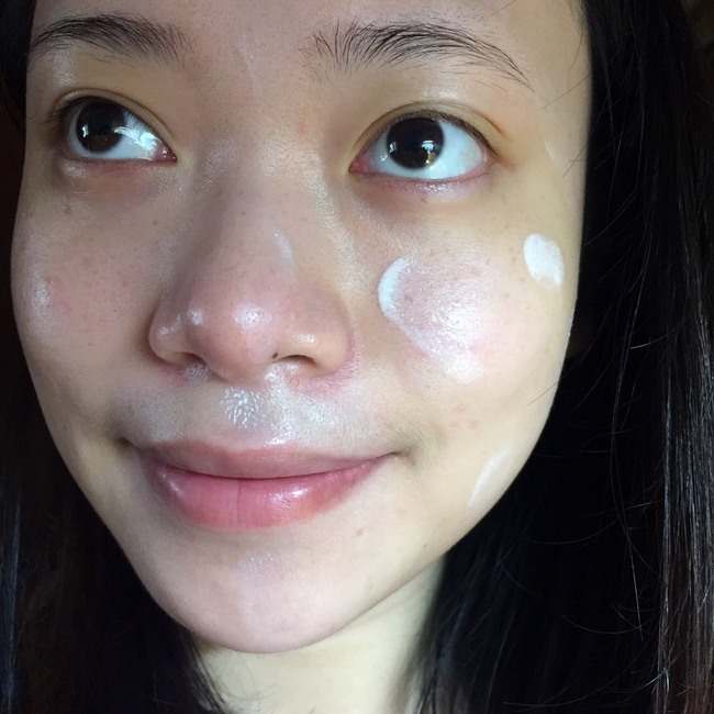 美寶蓮夢幻奇跡控油透潤持妝乳怎么樣？好用嗎？