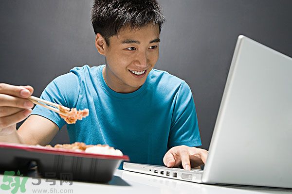 叫外賣吃對身體好嗎？吃外賣的危害與壞處
