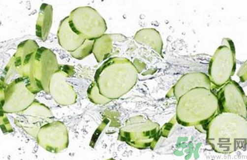如何在家自制補(bǔ)水面膜？自制的面膜好用嗎？