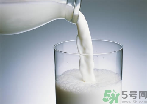 如何在家自制補(bǔ)水面膜？自制的面膜好用嗎？