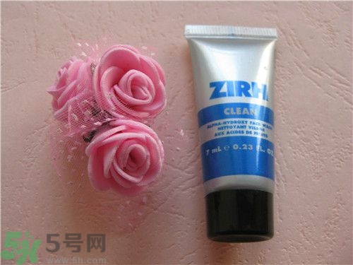 ZIRH仕顏果酸潔顏啫喱使用方法？仕顏果酸潔顏啫喱使用心得