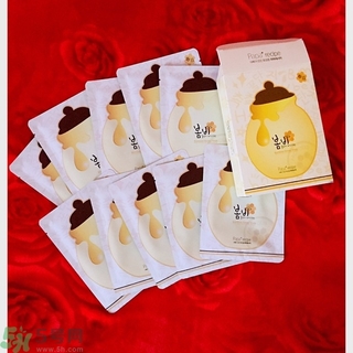 春雨黑面膜能天天用嗎？春雨黑蜂蜜面膜掉色精華液是黑色嗎？