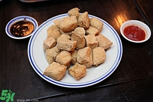 臭豆腐能帶上飛機(jī)嗎？坐飛機(jī)能帶臭豆腐嗎？