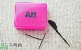 單眼皮怎么變雙眼皮了？單眼皮上面有一條線