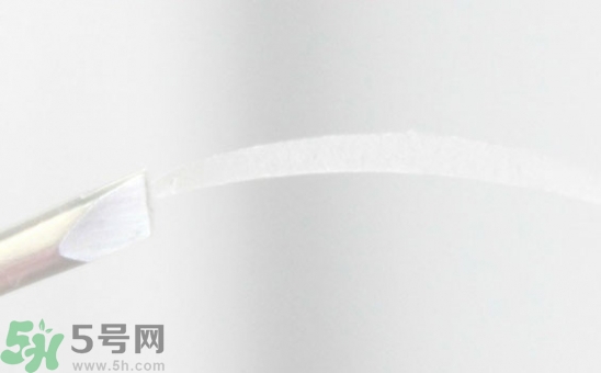 單眼皮怎么變雙眼皮了？單眼皮上面有一條線