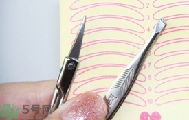 單眼皮怎么變雙眼皮了？單眼皮上面有一條線