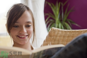 13歲女生胸部發(fā)育了正常嗎？13歲女生胸部發(fā)育要注意什么？