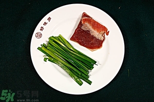 隔夜的韭菜能吃嗎？韭菜炒熟后第二天能吃嗎？