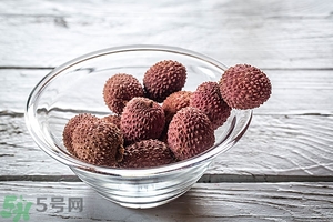 荔枝吃多了會上火嗎?怎么吃荔枝不上火？