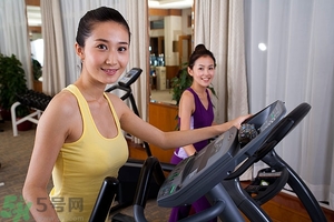 健身能帶妝嗎？健身之前需要卸妝嗎？