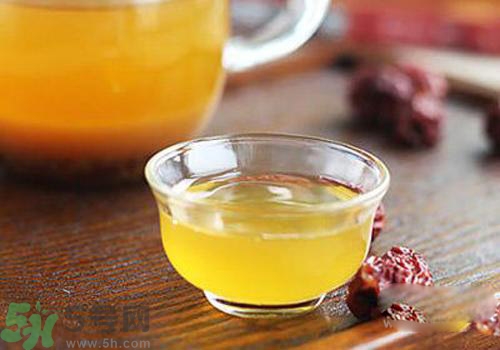 一天喝多少蜂蜜水合適？怎么正確喝蜂蜜水？