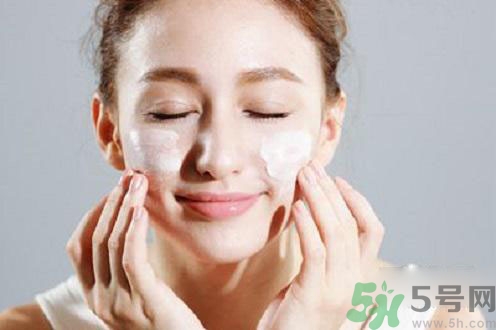 晚上怎么保養(yǎng)皮膚？晚上保養(yǎng)皮膚的方法