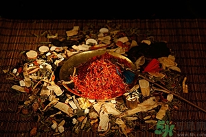 陳皮長霉還可以吃嗎？陳皮上有發(fā)霉了怎么辦？