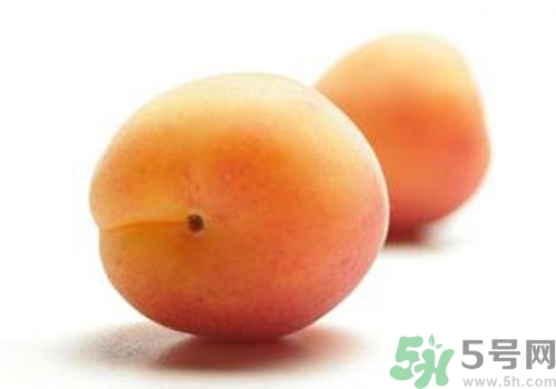 杏子會(huì)上火嗎？吃杏子會(huì)不會(huì)上火？