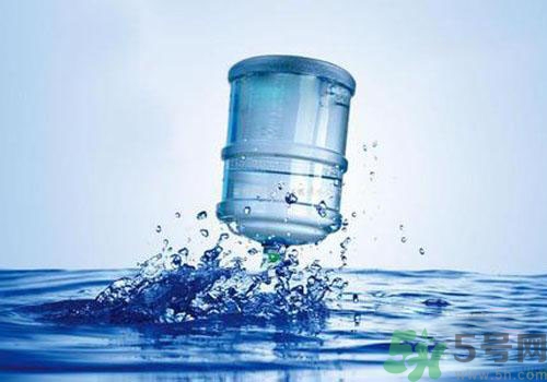 礦泉水和純凈水的區(qū)別是什么？礦泉水和純凈水哪個好？